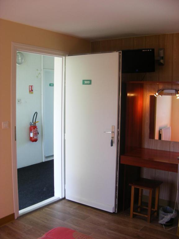 Fast Hotel Colmar Houssen Ruang foto