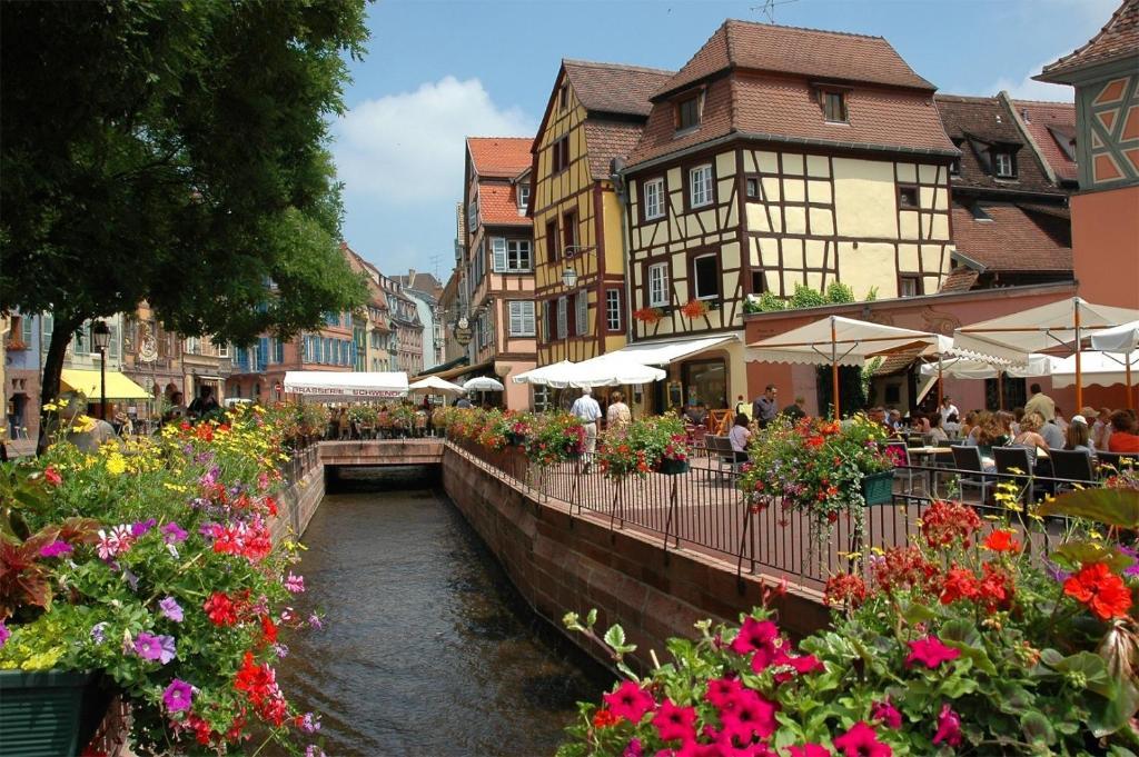 Fast Hotel Colmar Houssen Bagian luar foto