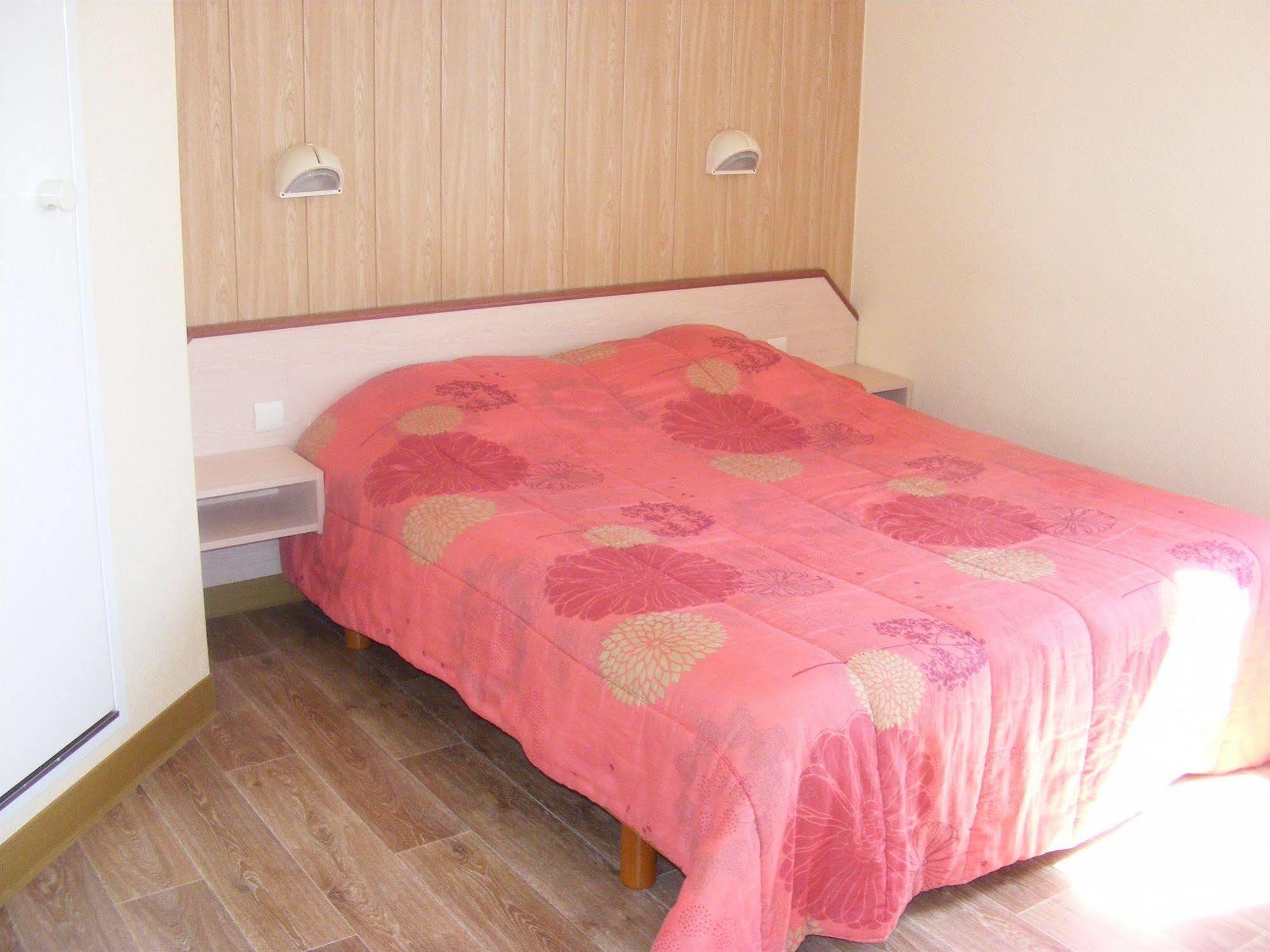 Fast Hotel Colmar Houssen Bagian luar foto