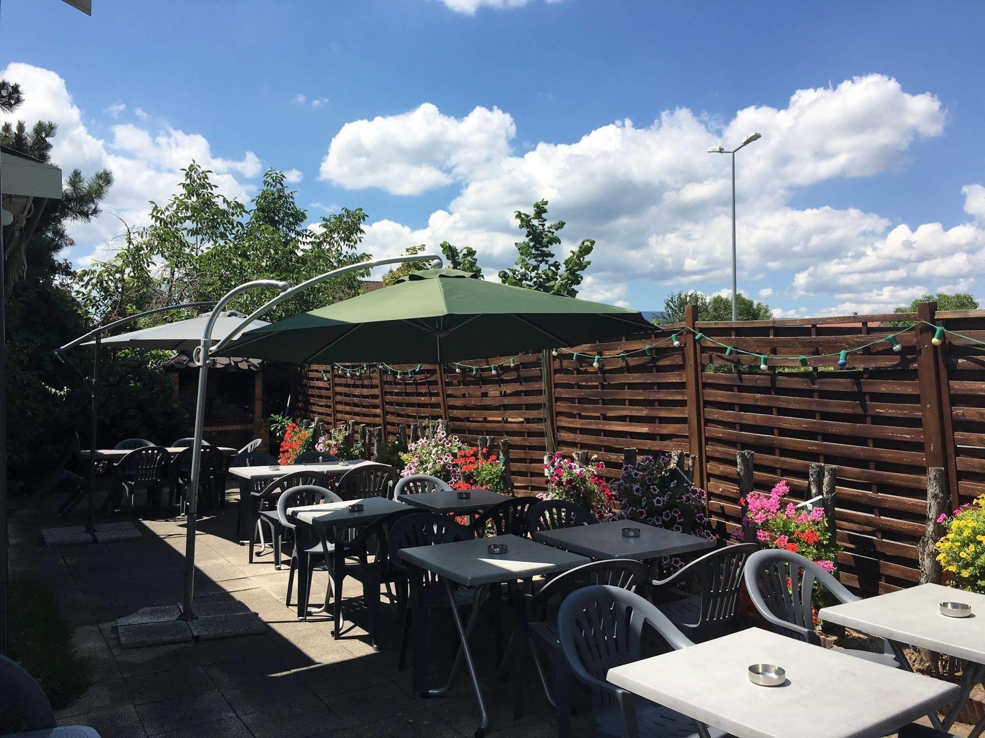 Fast Hotel Colmar Houssen Bagian luar foto
