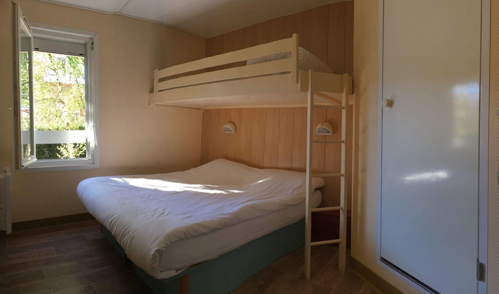 Fast Hotel Colmar Houssen Bagian luar foto
