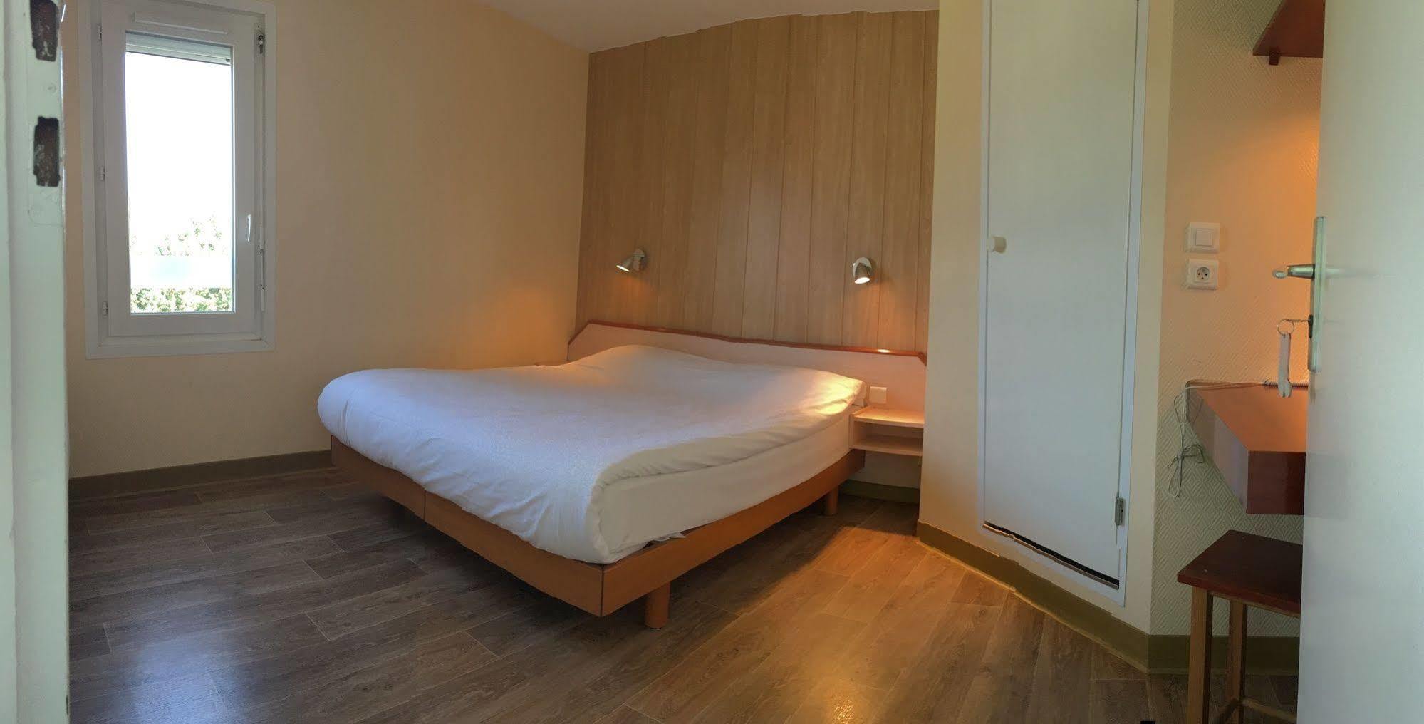Fast Hotel Colmar Houssen Bagian luar foto